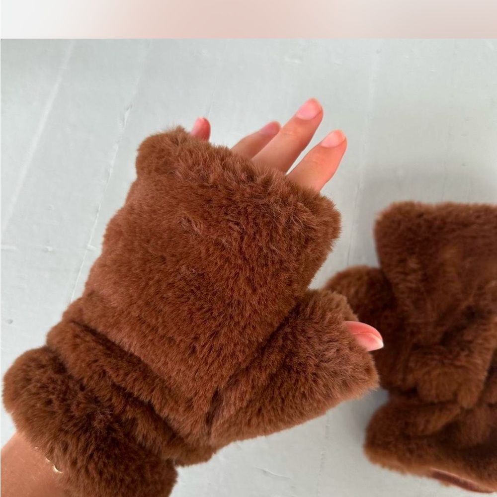 Apparis Ariel Gloves